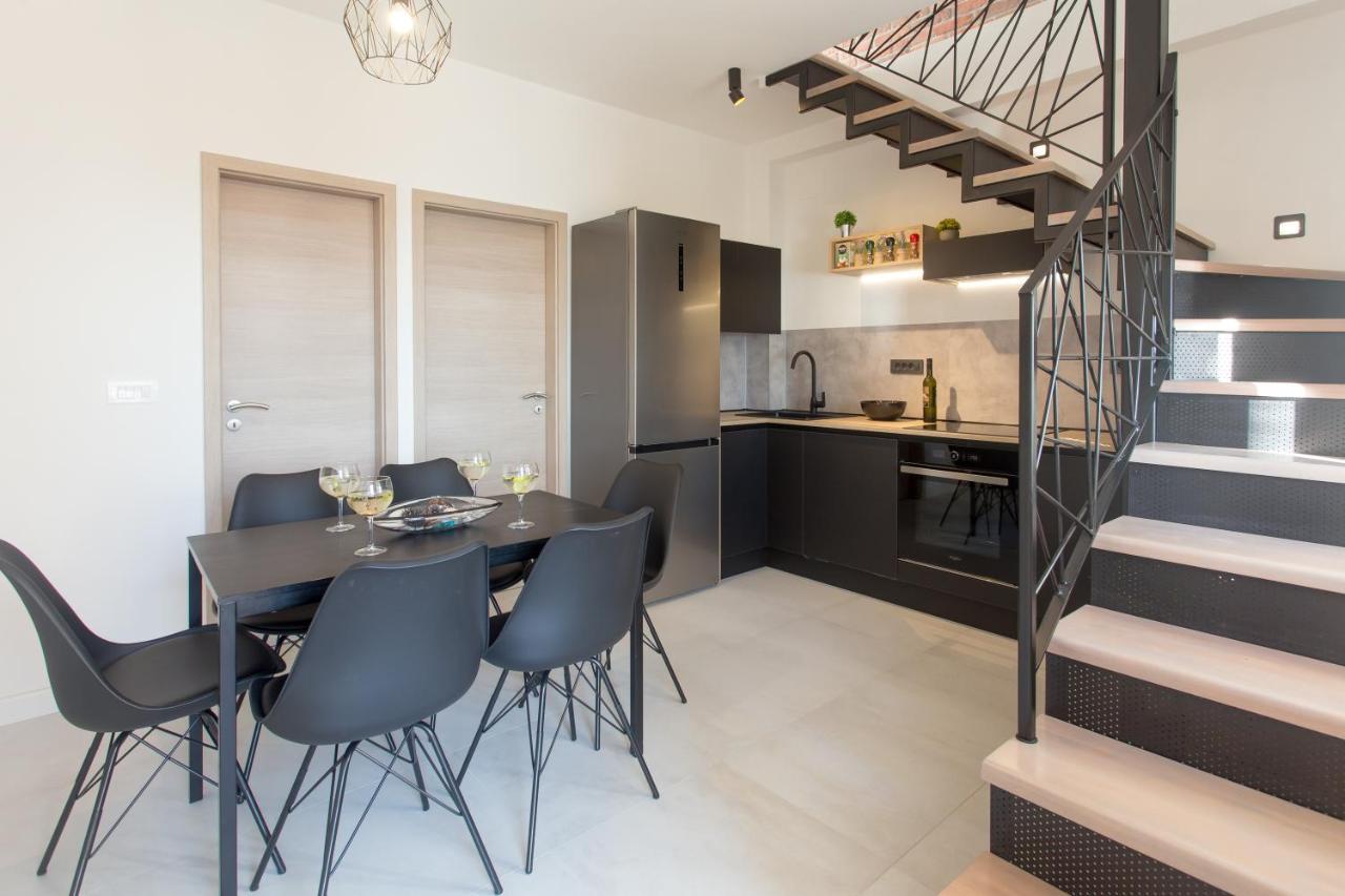 Beach Apartment Renco Sumpetar Exterior foto